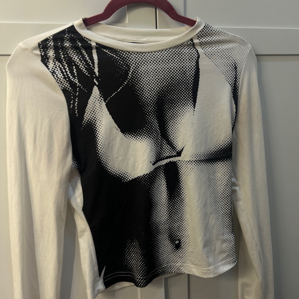 Graphic Black and White Women's Top